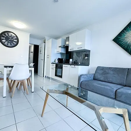 Hotel Verrerie - At La Bocca, Pool, Center Parking