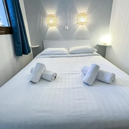 Verrerie - At La Bocca, Pool, Center Parking Cannes