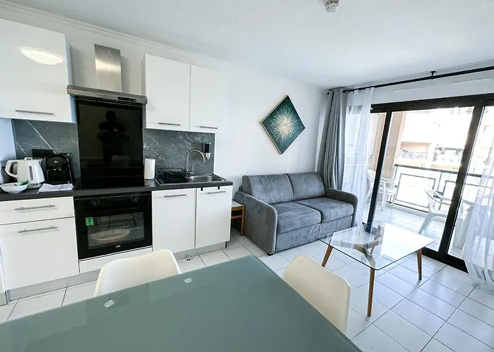 Verrerie - At La Bocca, Pool, Center Parking * Cannes