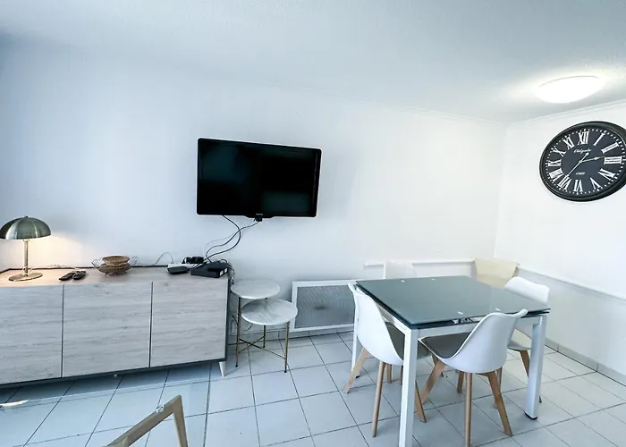Hotell Verrerie - At La Bocca, Pool, Center Parking *