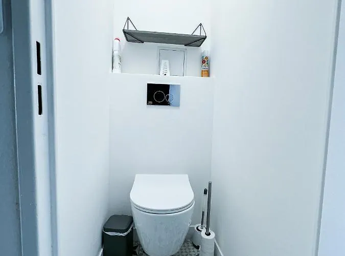 Verrerie - At La Bocca, Pool, Center Parking Hotell